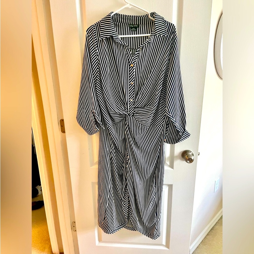 City Chic Twisted Front Shirt Dress - 18
